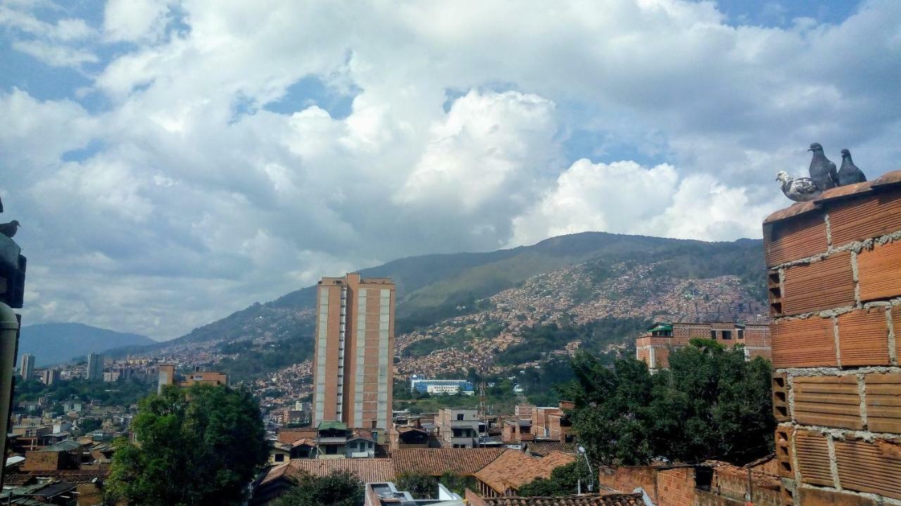 Habitacion Cerca Al Centro Medellin Exterior photo